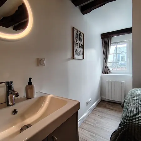 Appartement Renove Centre Pont-Audemer-Calme, Wi-Fi, Proche Honfleur Apartment Pont-Audemer