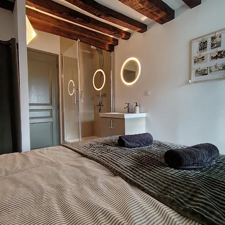 Apartment Appartement Renove Centre Pont-Audemer-Calme, Wi-Fi, Proche Honfleur