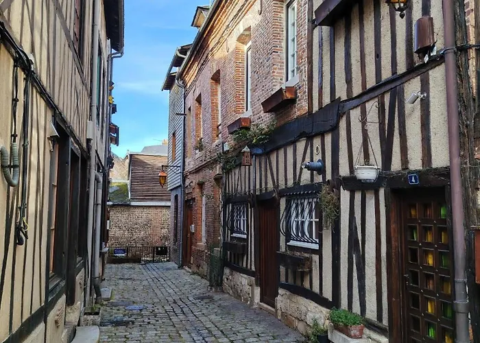 Appartement Renove Centre Pont-Audemer-Calme, Wi-Fi, Proche Honfleur Apartment Pont-Audemer